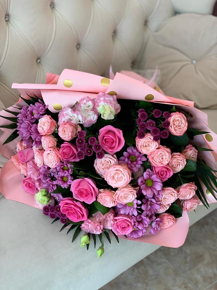 Букет цветов из: Хризантемы, Розы и Лизиантусы в Покровское