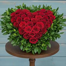 Цветочная композиция из Розы в виде сердца в Покровское