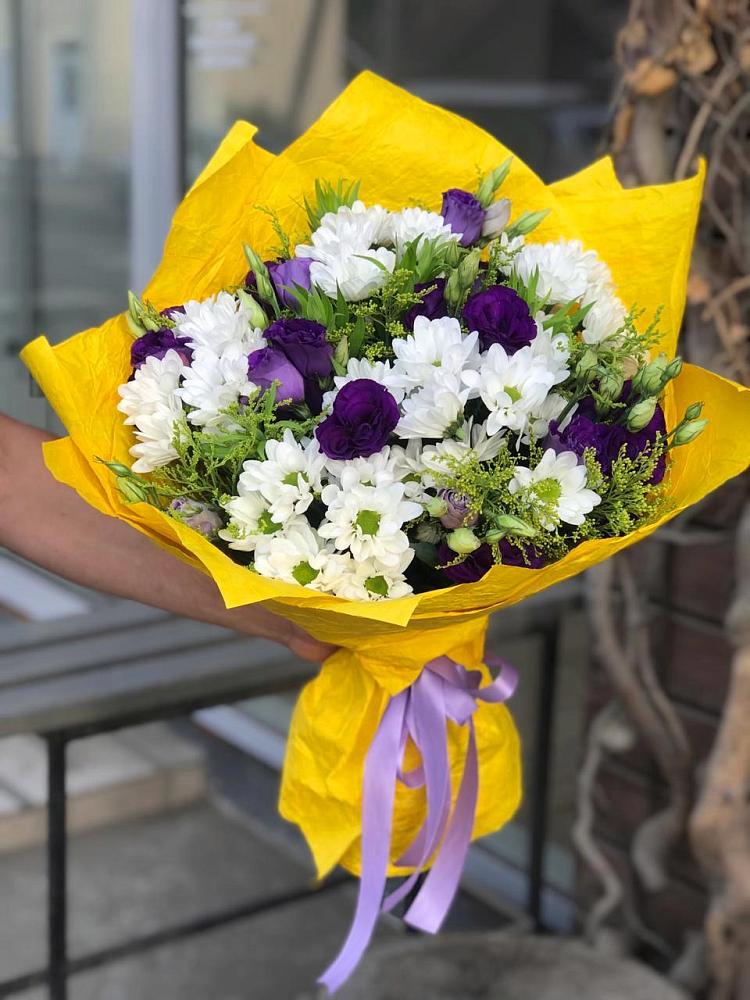 Букет цветов из: Ирисы, Хризантемы и Ромашки в Покровское