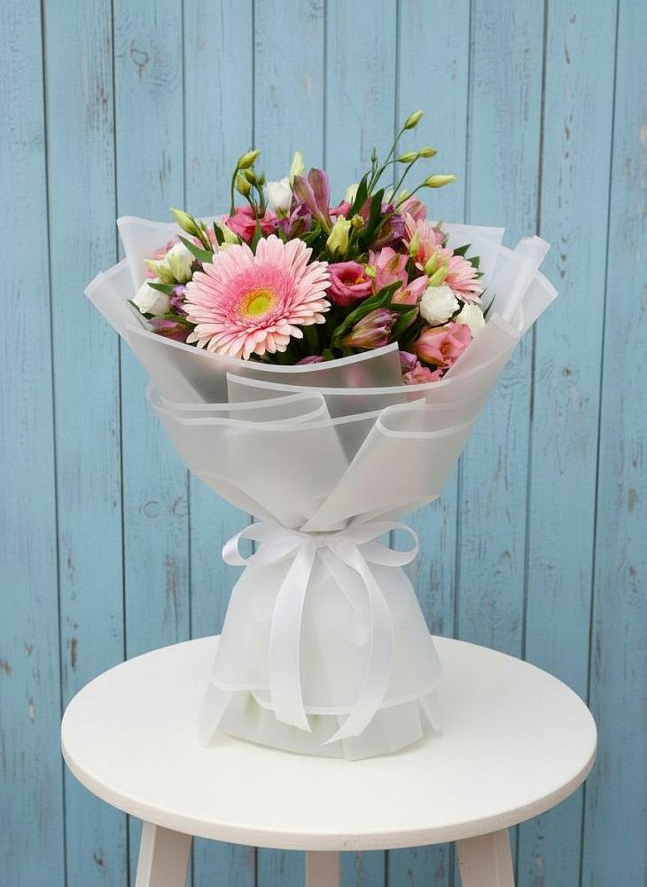 Букет цветов из: Герберы, Альстромерии и Лизиантусы в Покровское