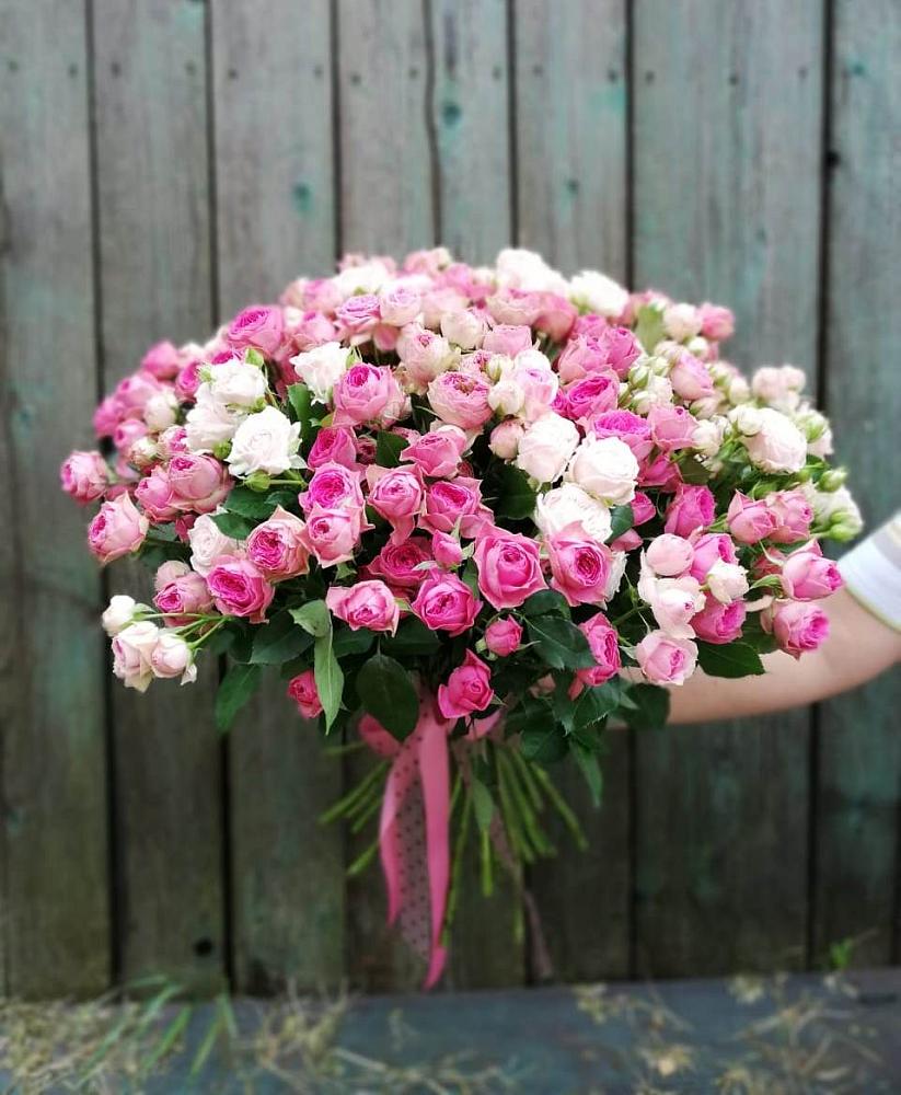 Букет Розовые кустовые розы Натали и Лав Лидия в Покровское