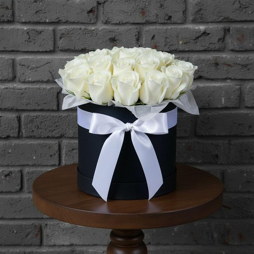 Цветочная композиция из Розы в шляпной коробке в Покровское