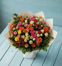 Букет Микс из разноцветных кустовых роз в Покровское