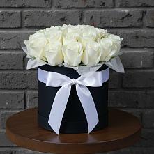 Цветочная композиция из Розы в шляпной коробке в Покровское