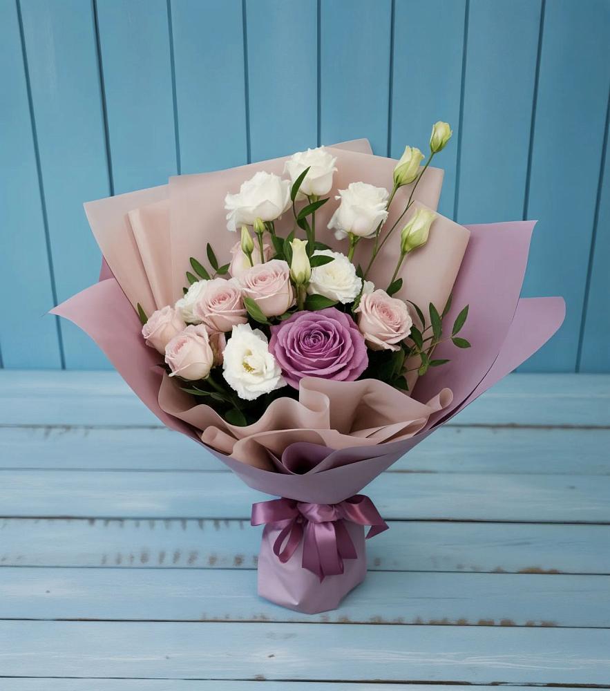 Букет цветов из: Розы и Лизиантусы в Покровское